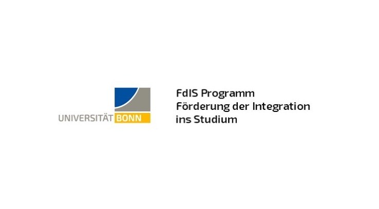 Eine Wissenschaftlerin und ein Wissenschaftler arbeiten hinter einer Glasfassade und mischen Chemikalien mit Großgeräten.